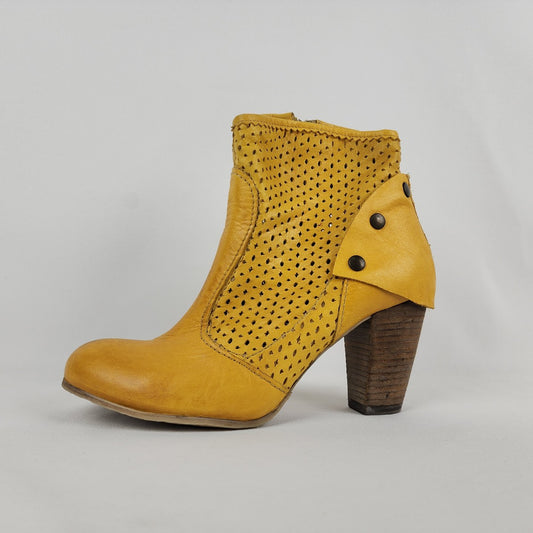 Chocolate Yellow Leather Laser Cut Ankle Boots Size 8.5