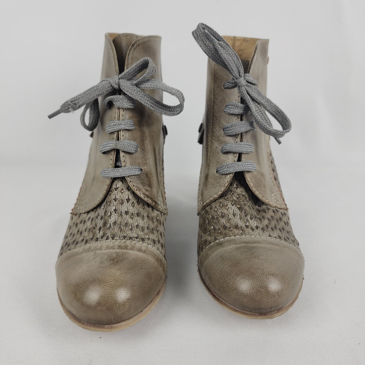 Chocolate Grey Leather Lace Up Heeled Booties Size 8.5