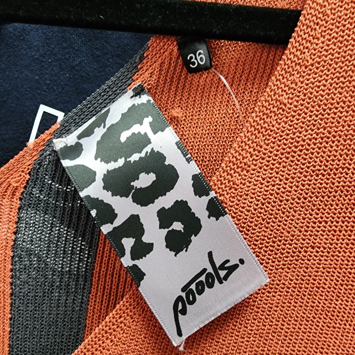 Poools Orange Knit V Neck Sweater Size 6