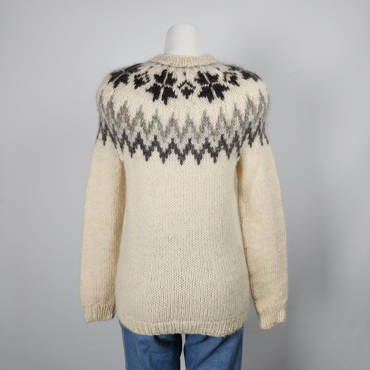 Vintage Handknit Wool Cream Fair Isle Sweater Size S/M