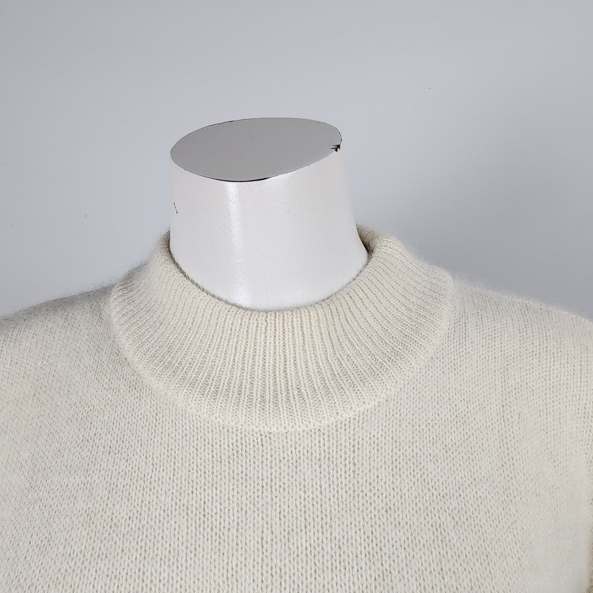 Vintage Soft Knit Cream Turtle Neck Sweater Size S