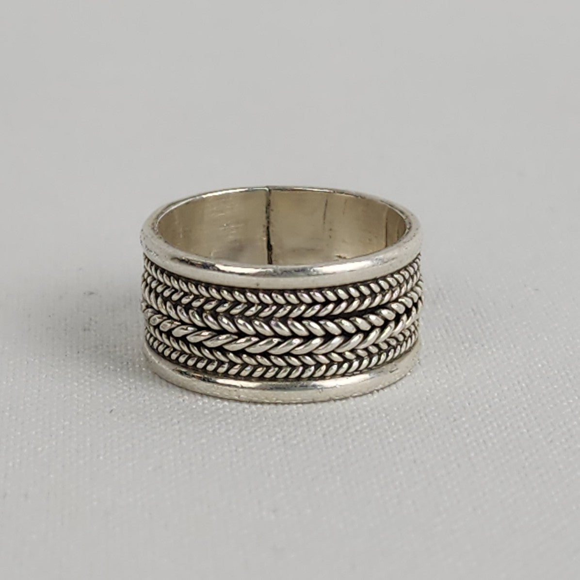 925 Sterling Silver Rope Detail Band Ring Size 8