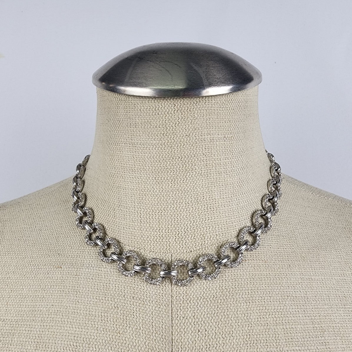 Vintage Silver Tone Textured Chain Link Collar Necklace