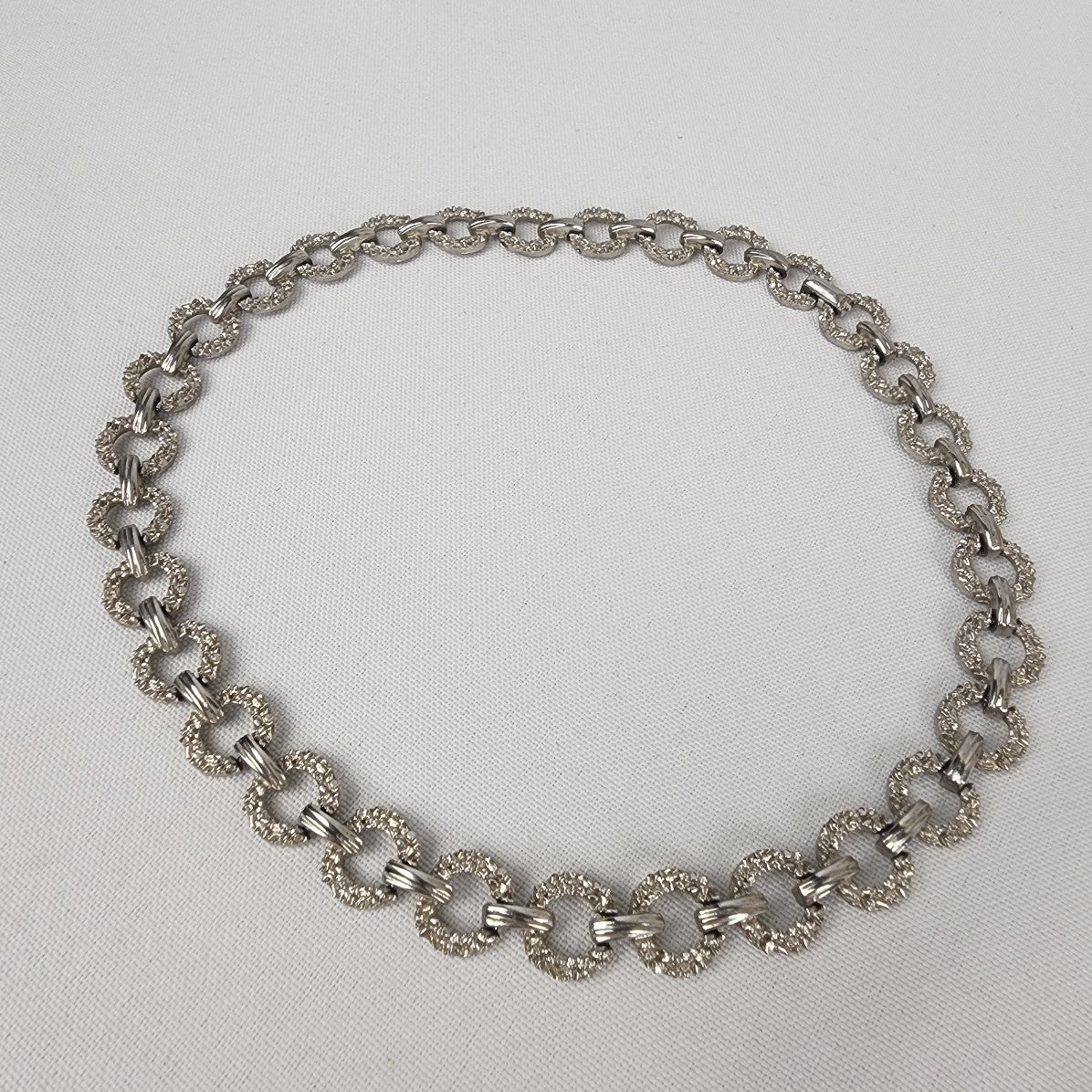 Vintage Silver Tone Textured Chain Link Collar Necklace