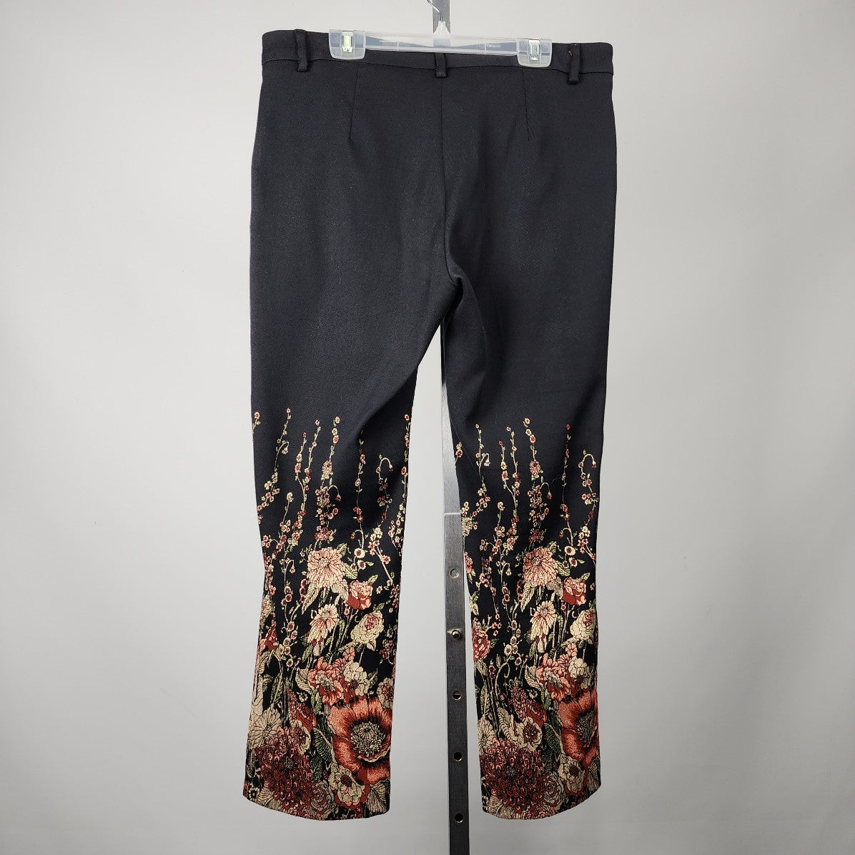 Seductive Black Floral Print Straight Leg Pants Size 12
