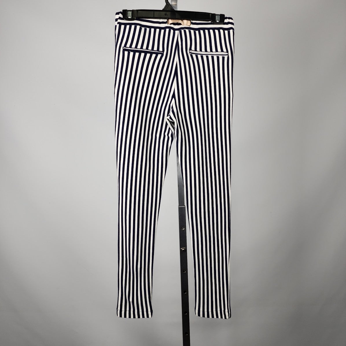 White Sand 88 Navy Striped Slim Leg Pants Size 2