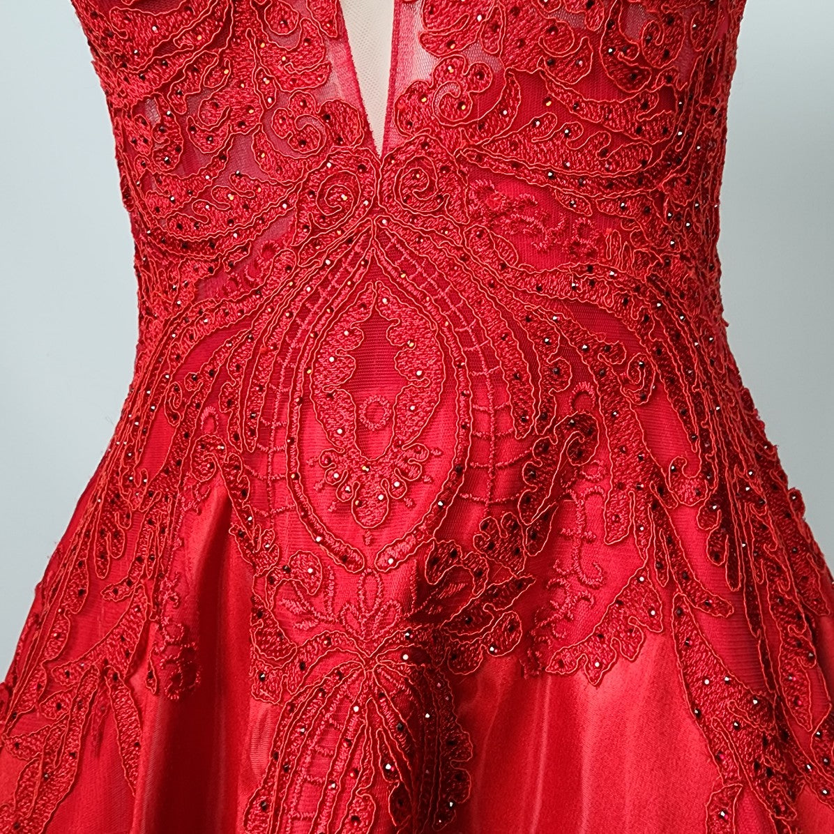 Mori Lee Red Lace Illusion Neckline Grad Event Dress Size 8