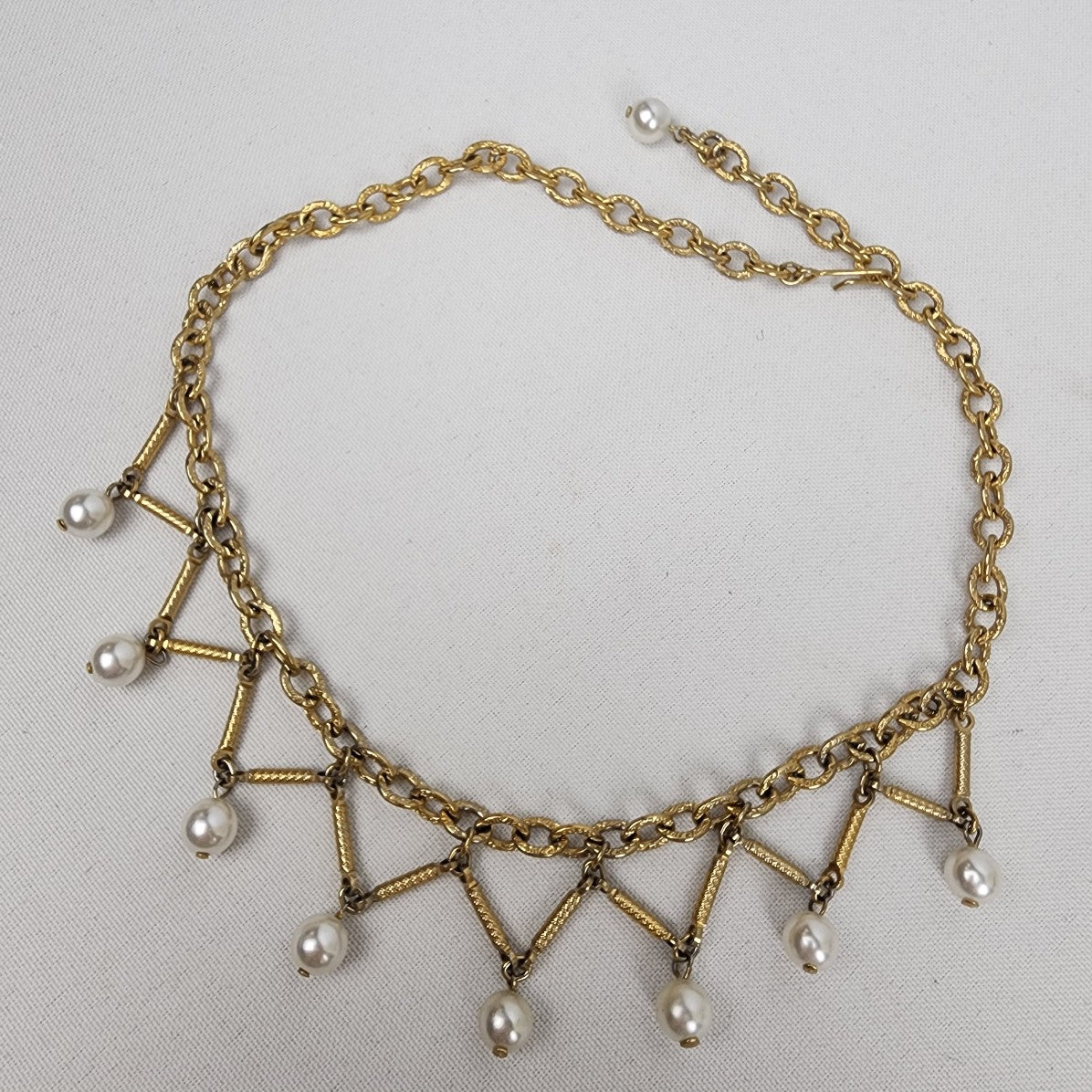Vintage Gold Tone Dangle Faux Pearl Collar Necklace
