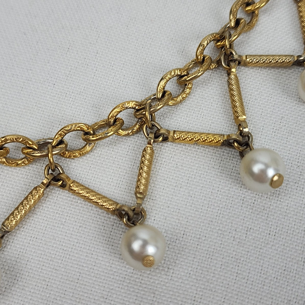 Vintage Gold Tone Dangle Faux Pearl Collar Necklace
