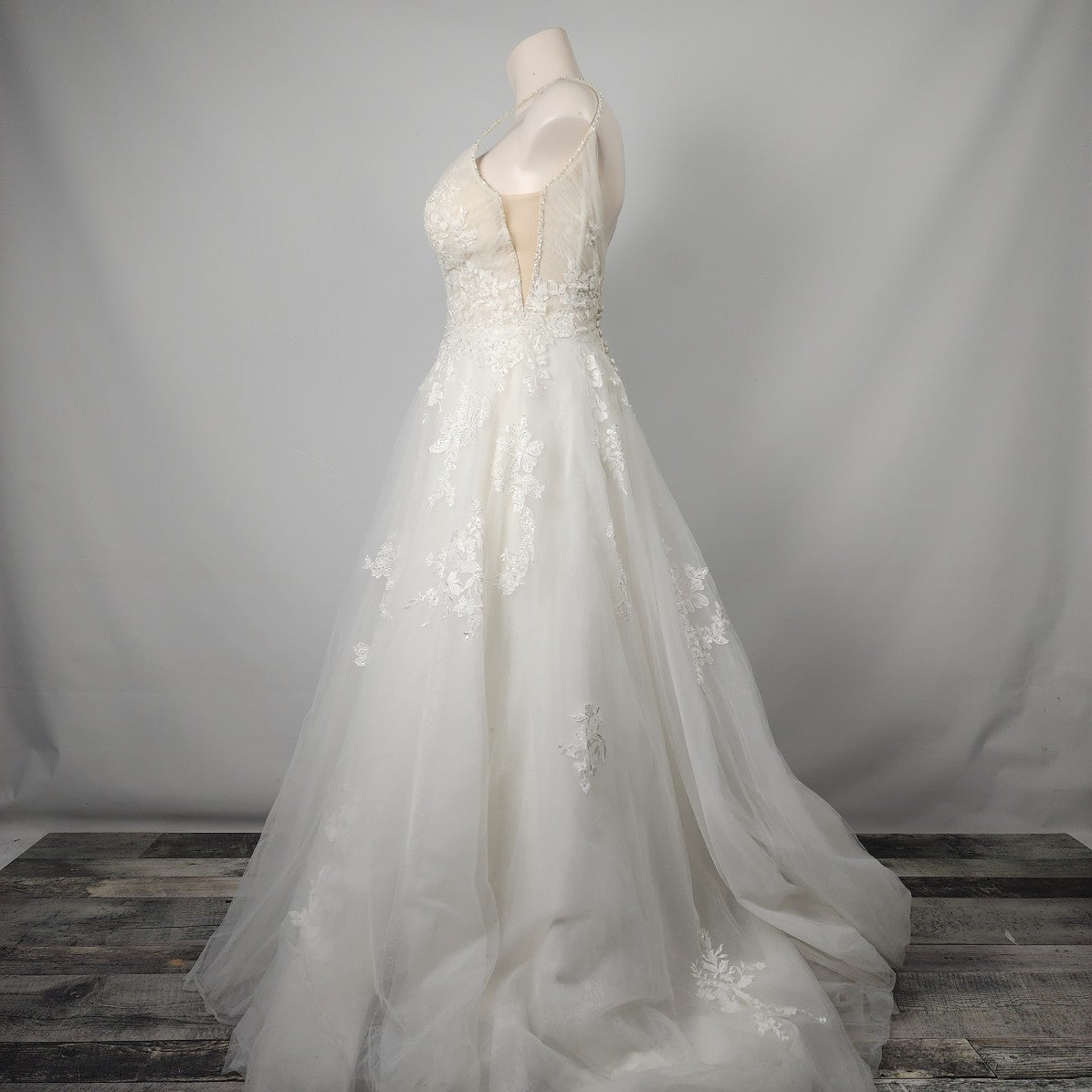 Sophia Tolli White Beaded Lace Tulle Wedding Dress Size 16