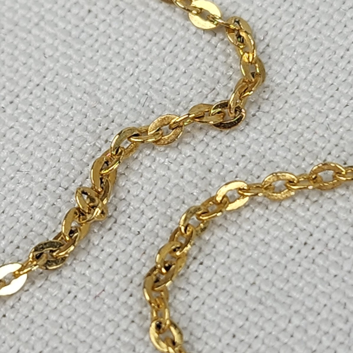 Vintage Gold Tone Guitar Pendant Chain Necklace