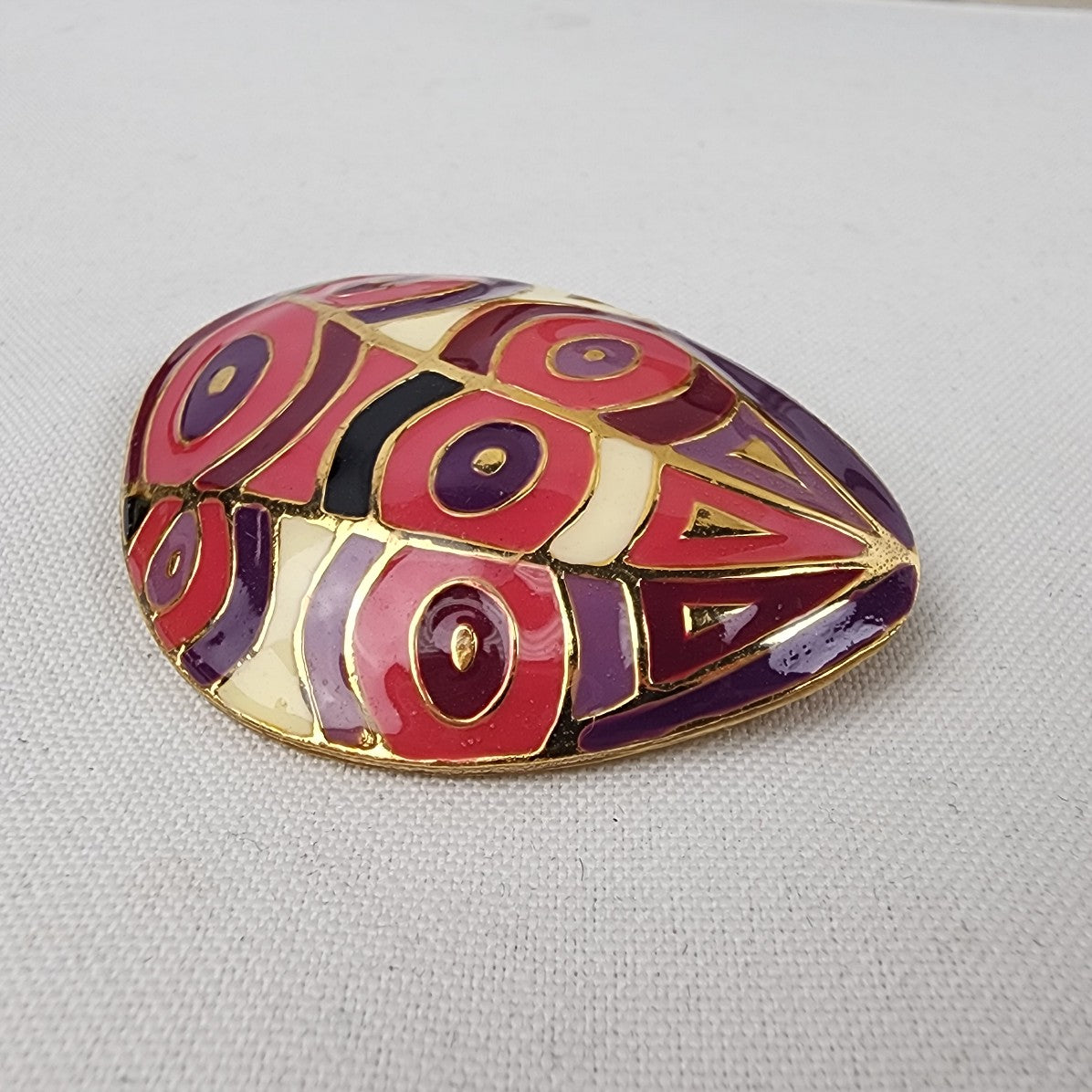 Vintage Pink & Gold Brooch