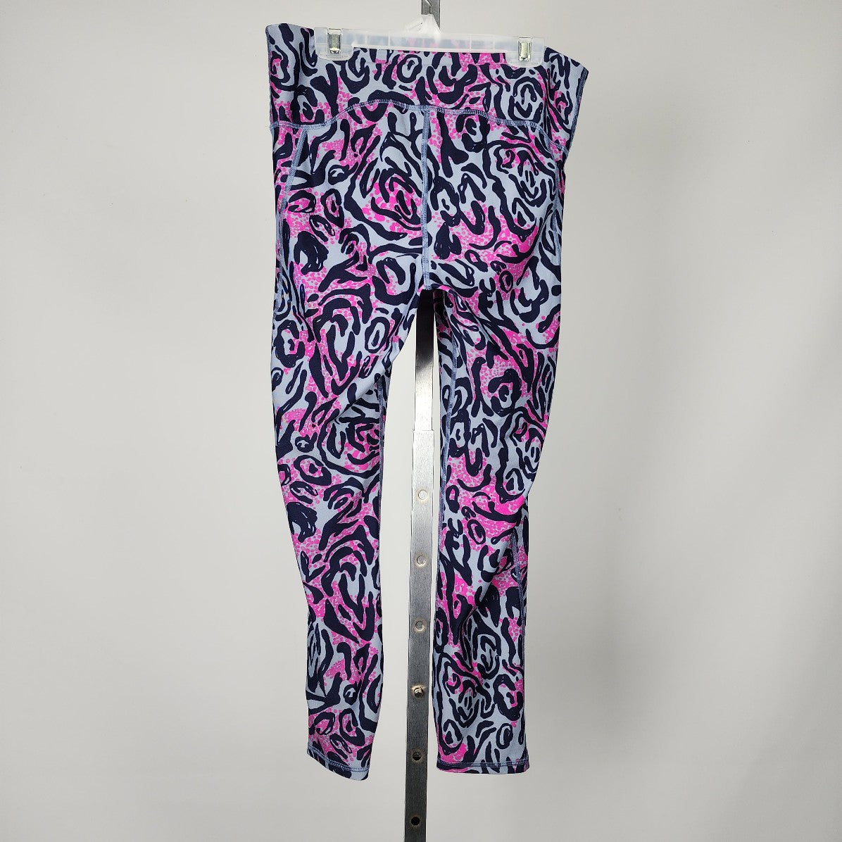 Under Armour Animal Print Pink & Blue Leggings SIze L