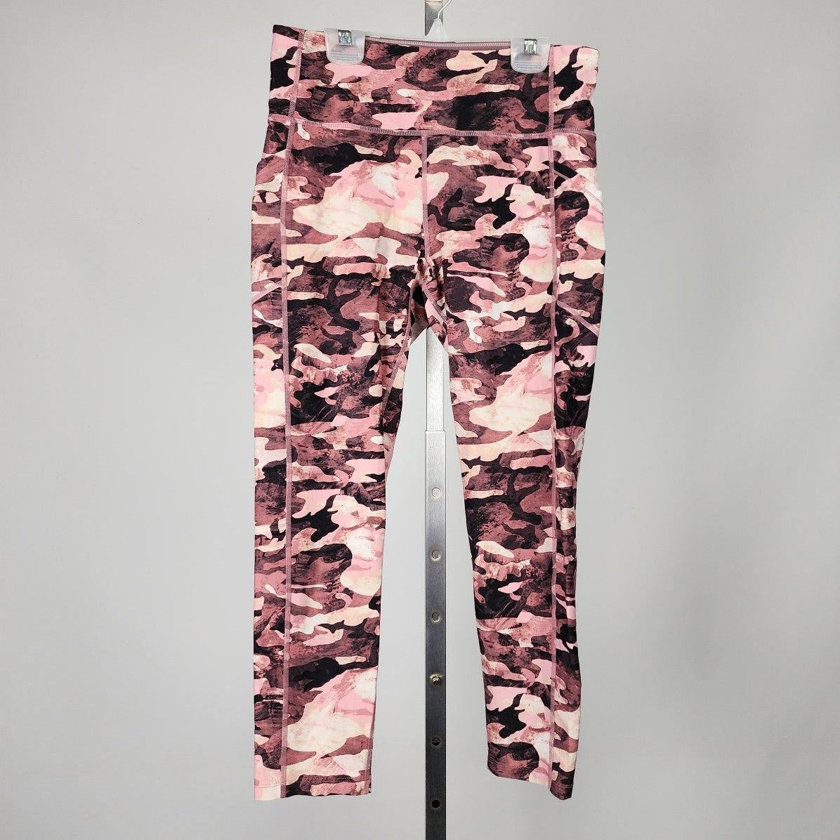 Calvin Klein Performance Pink Camo Leggings Size L