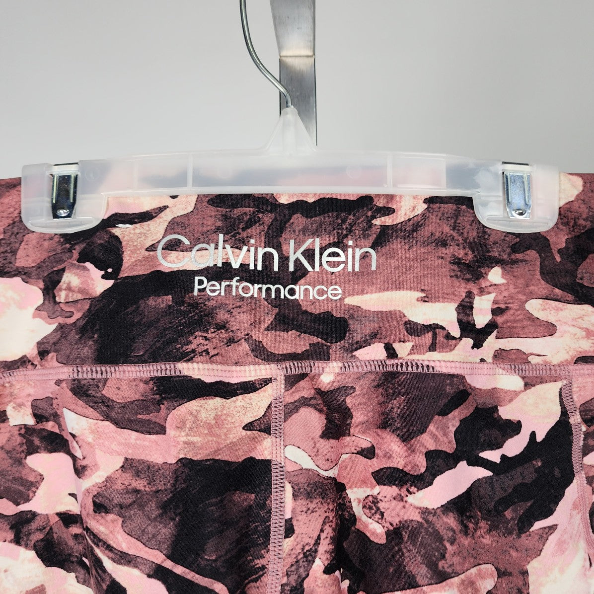 Calvin Klein Performance Pink Camo Leggings Size L