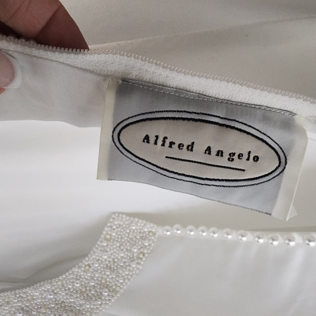 Vintage Alfred Angelo Pearl Beaded Satin Wedding Gown Size 10