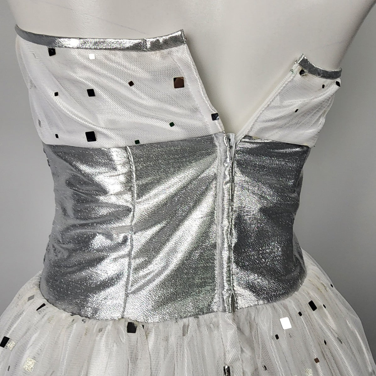 Jessica McClintock White & Silver Tulle Party Dress Size S