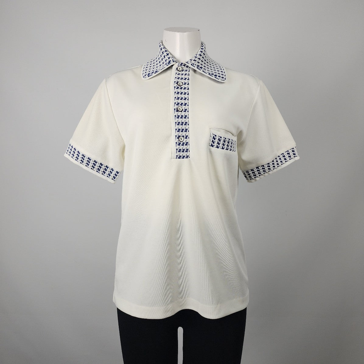 Vintage White & Blue Collared Shirt Size M/L