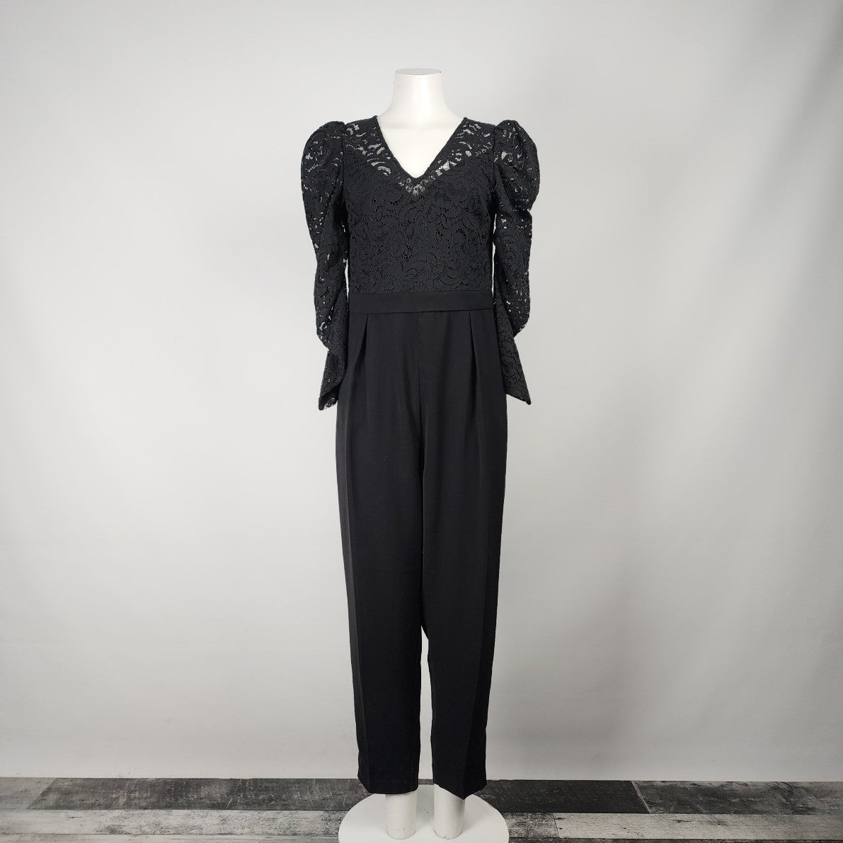 H&M Black Lace Puff Sleeve Jumpsuit Size M