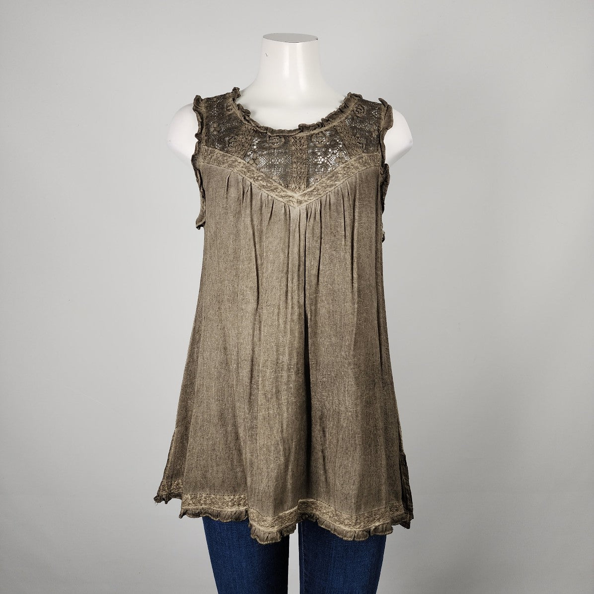 POL Brown Lace Sleeveless Top Size S