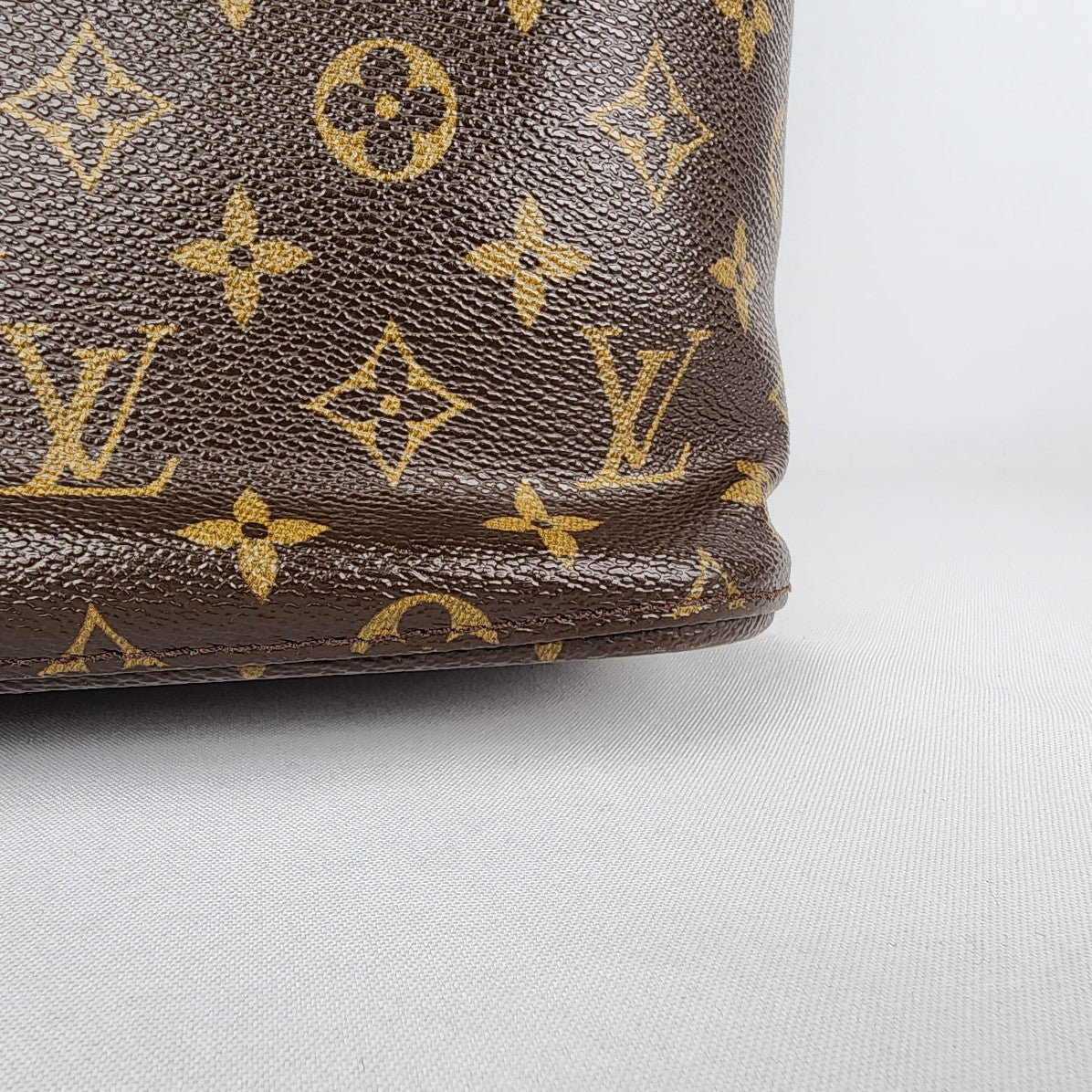 LOUIS VUITTON Monogram Vavin Leather Handle Tote Bag Purse