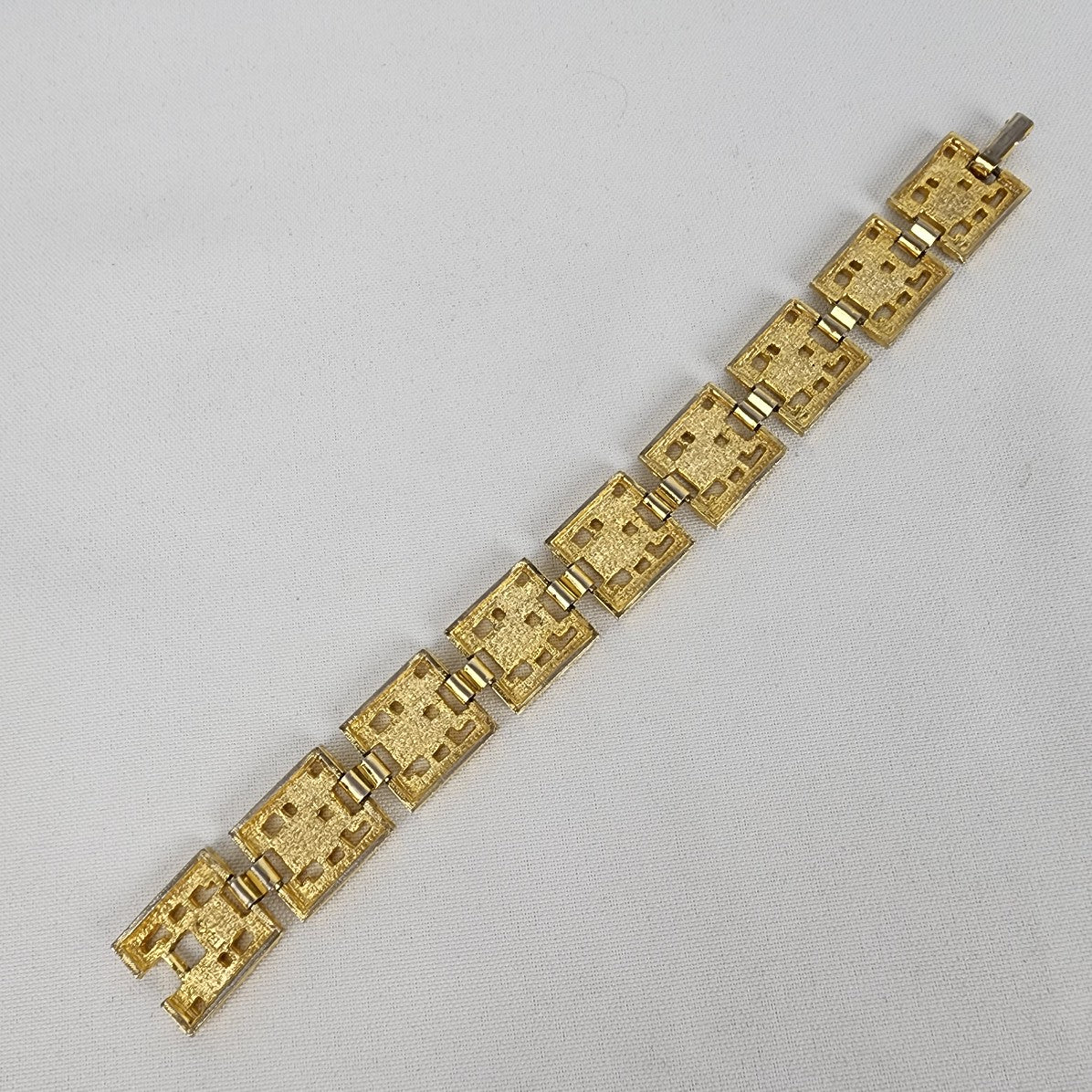 Vintage Gold Tone Etched Link Bracelet