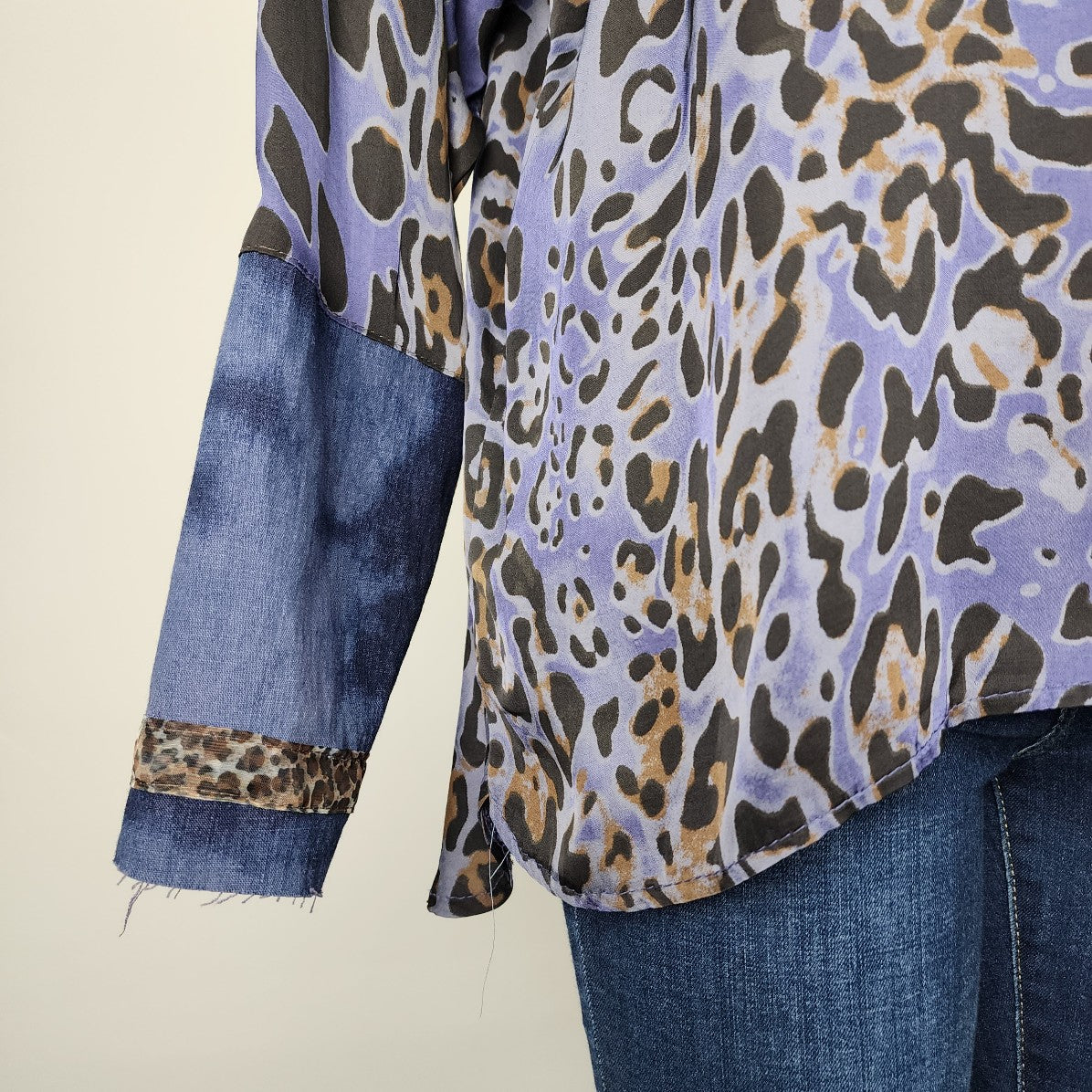 Meo Meli Blue Animal Print Top Size L