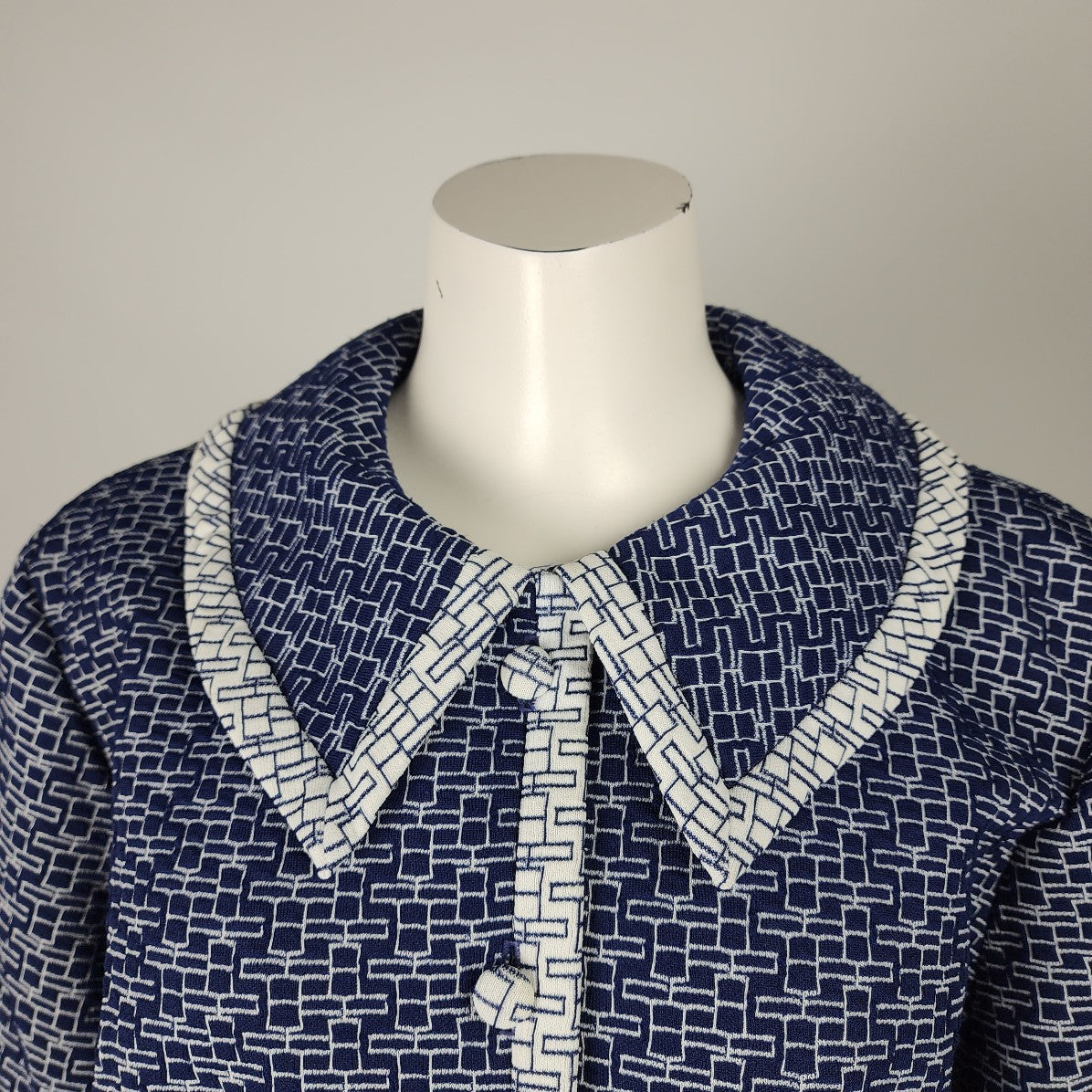 Vintage Blue & White Button Up Light Jacket L/XL