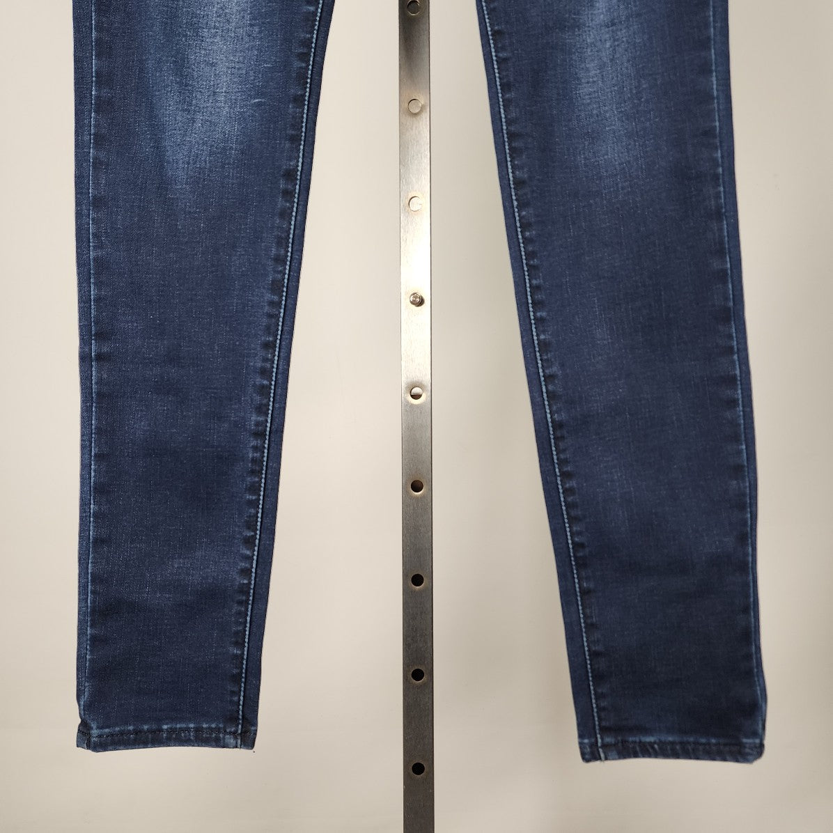 Levi's Mile High Super Skinny Dark Denim Size 29