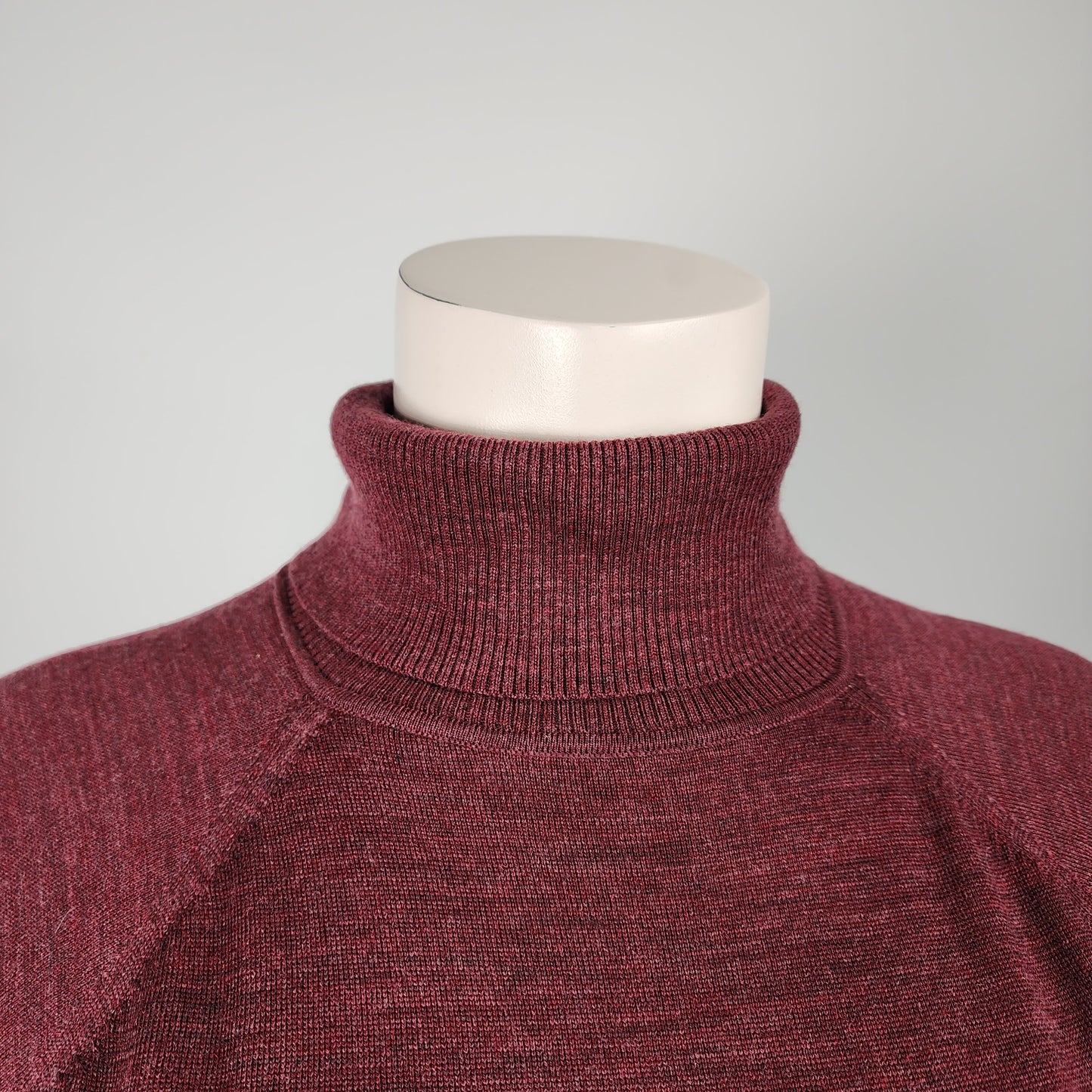 Gap Burgundy Merino Wool Turtle Neck Sweater Size XL