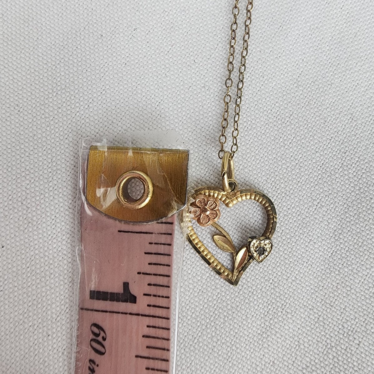 Vintage Gold Tone Floral Heart Pendant Necklace