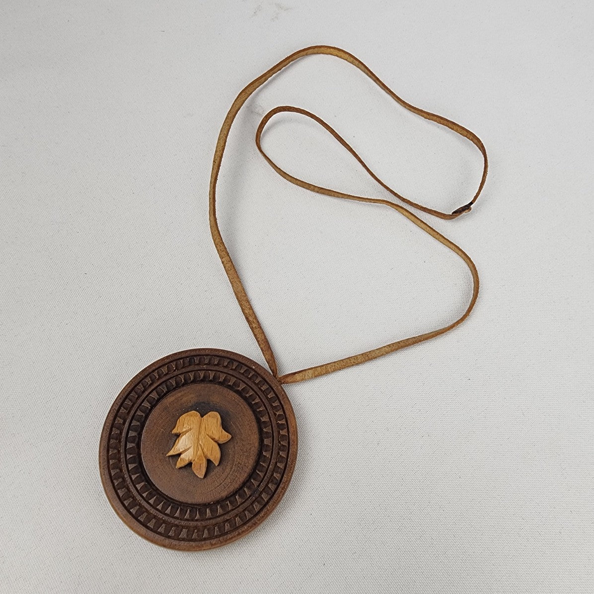 Carved Wood Leaf Detail Leather Cord Necklace