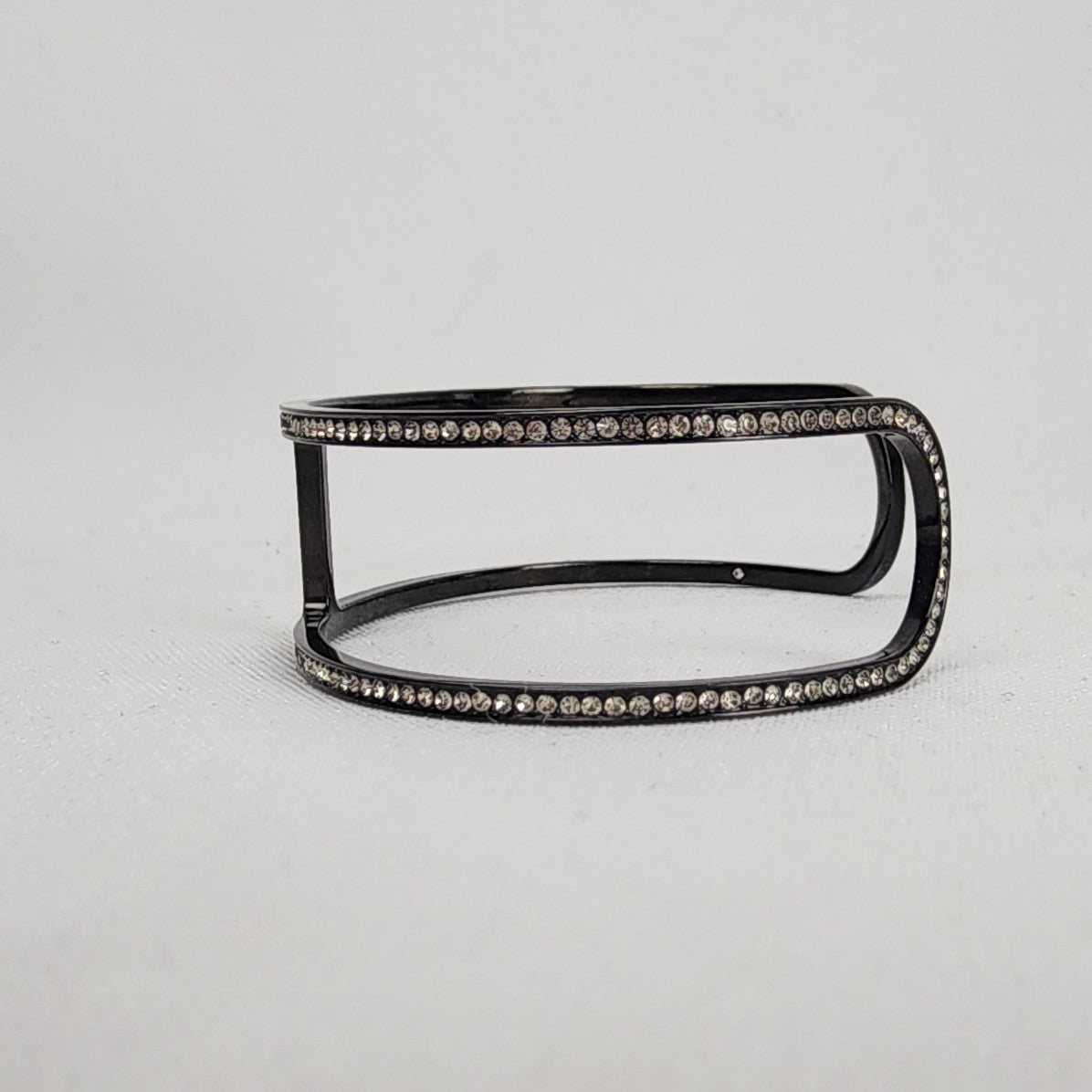 MICHAEL KORS Black Tone Crystals Pave Cuff Bracelet