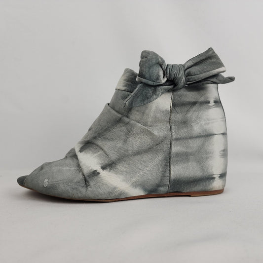 80%20 Grey Tie Dye Leather Peep Toe Wedge Heel Shoes Size 8