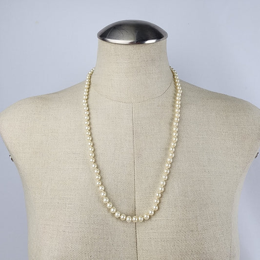Vintage Faux Pearl Cream Glass Knotted Necklace