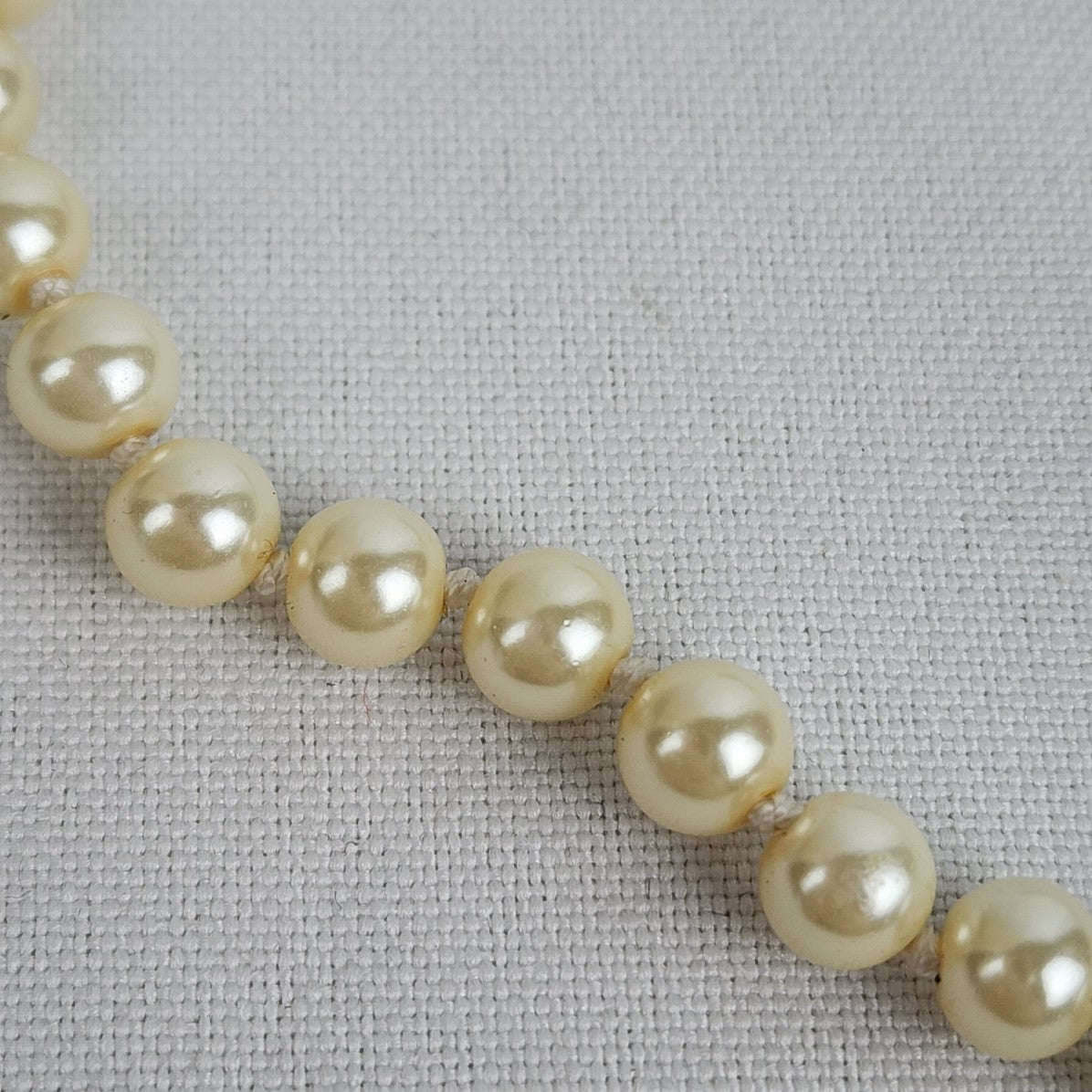 Vintage Faux Pearl Cream Glass Knotted Necklace