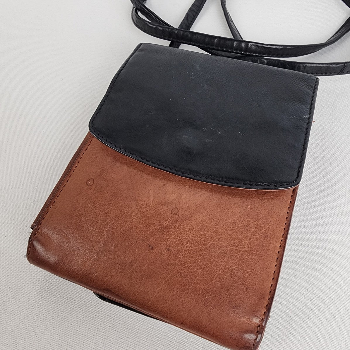 Black & Brown Leather Crossbody Wallet Purse