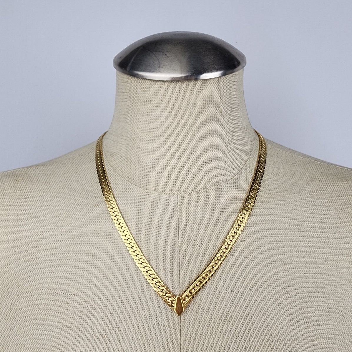 Vintage Gold Tone Chain Necklace