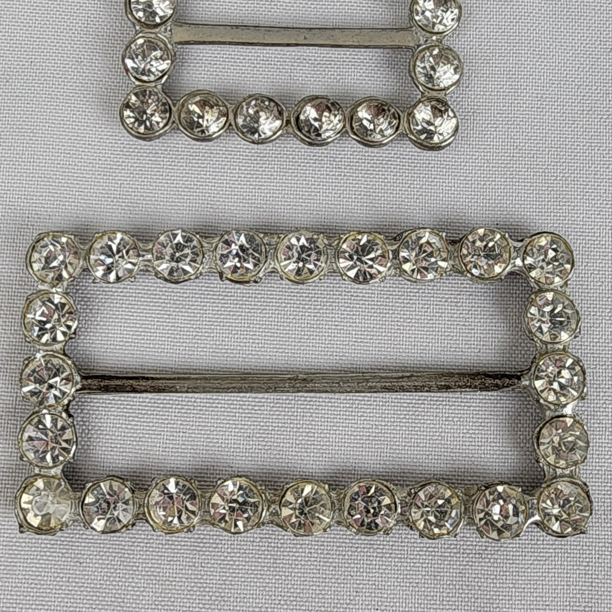 Vintage Crystal Scarf T-shirt Square Set Of 2 Buckles