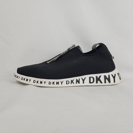 DKNY Melissa Slip On Stretch Lightweight Fashion Sneakers Size 9