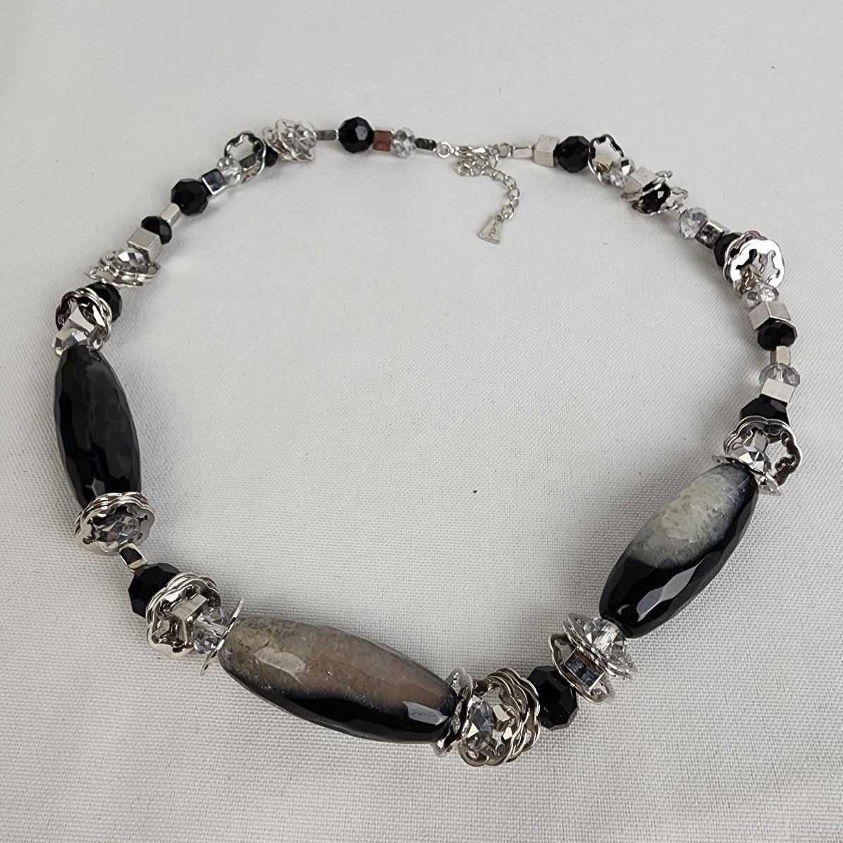 FAC Black & Silver Glass Beaded Necklace