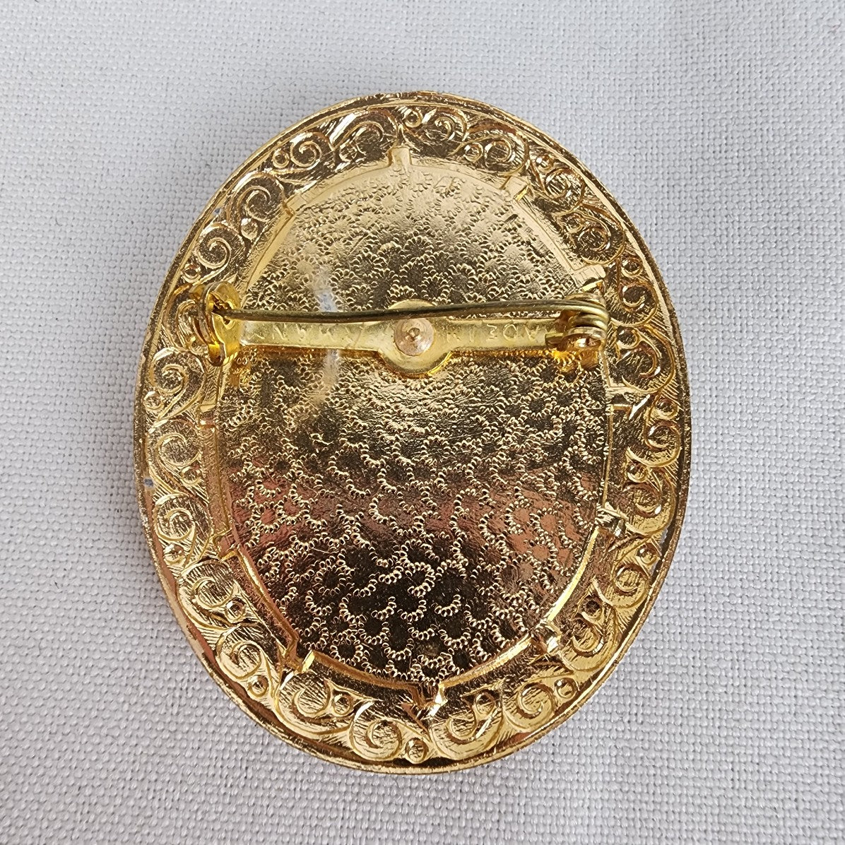 Vintage Made In Germany Lady With Chicken Cameo Brooch