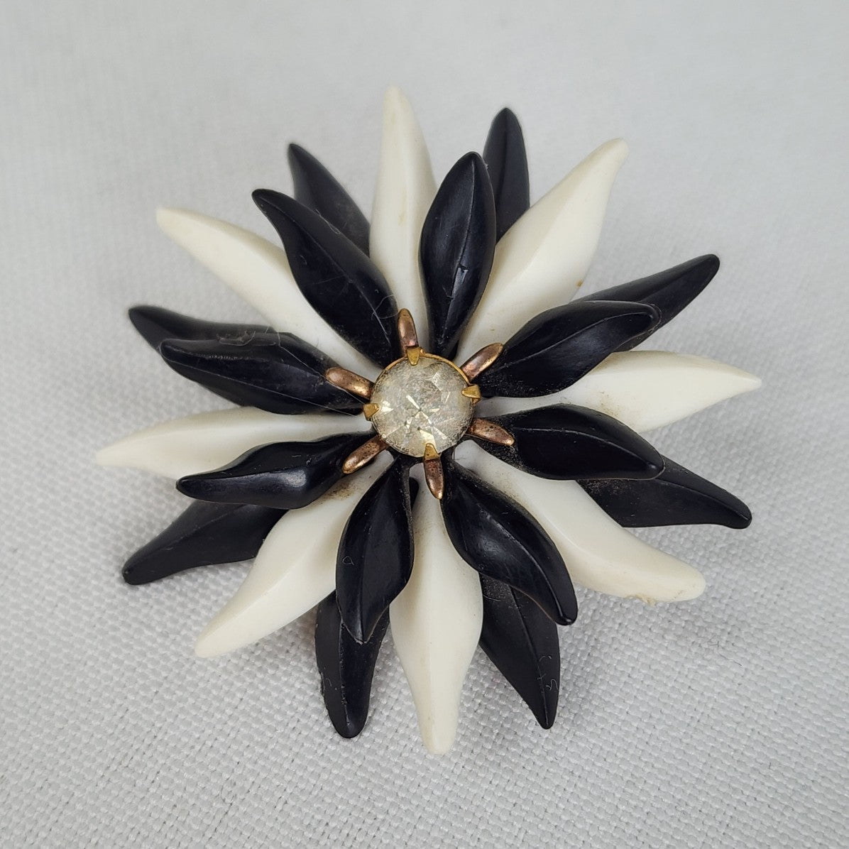 Vintage Black & White Celluloid Flower Clip On Earings Rhinestones