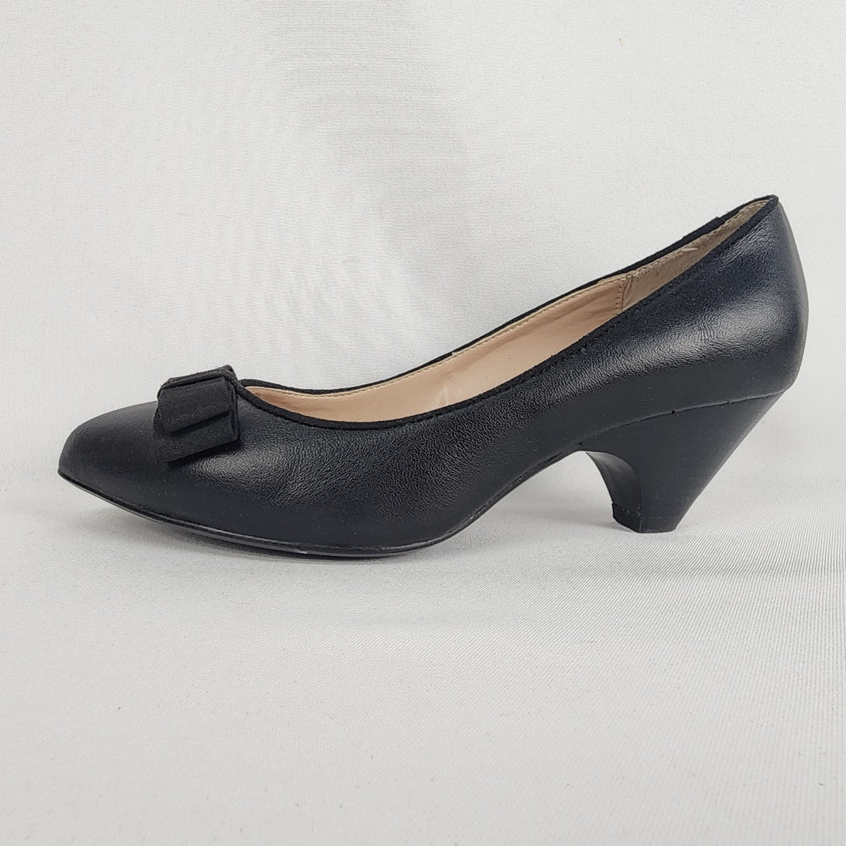 Greenwich Village Black Bow Detail Heeled Shoes Size 8.5