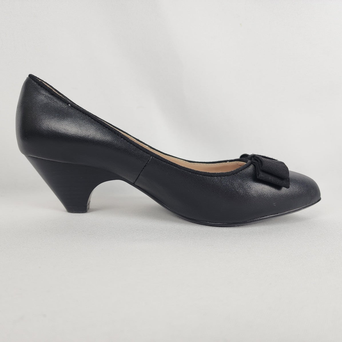 Greenwich Village Black Bow Detail Heeled Shoes Size 8.5