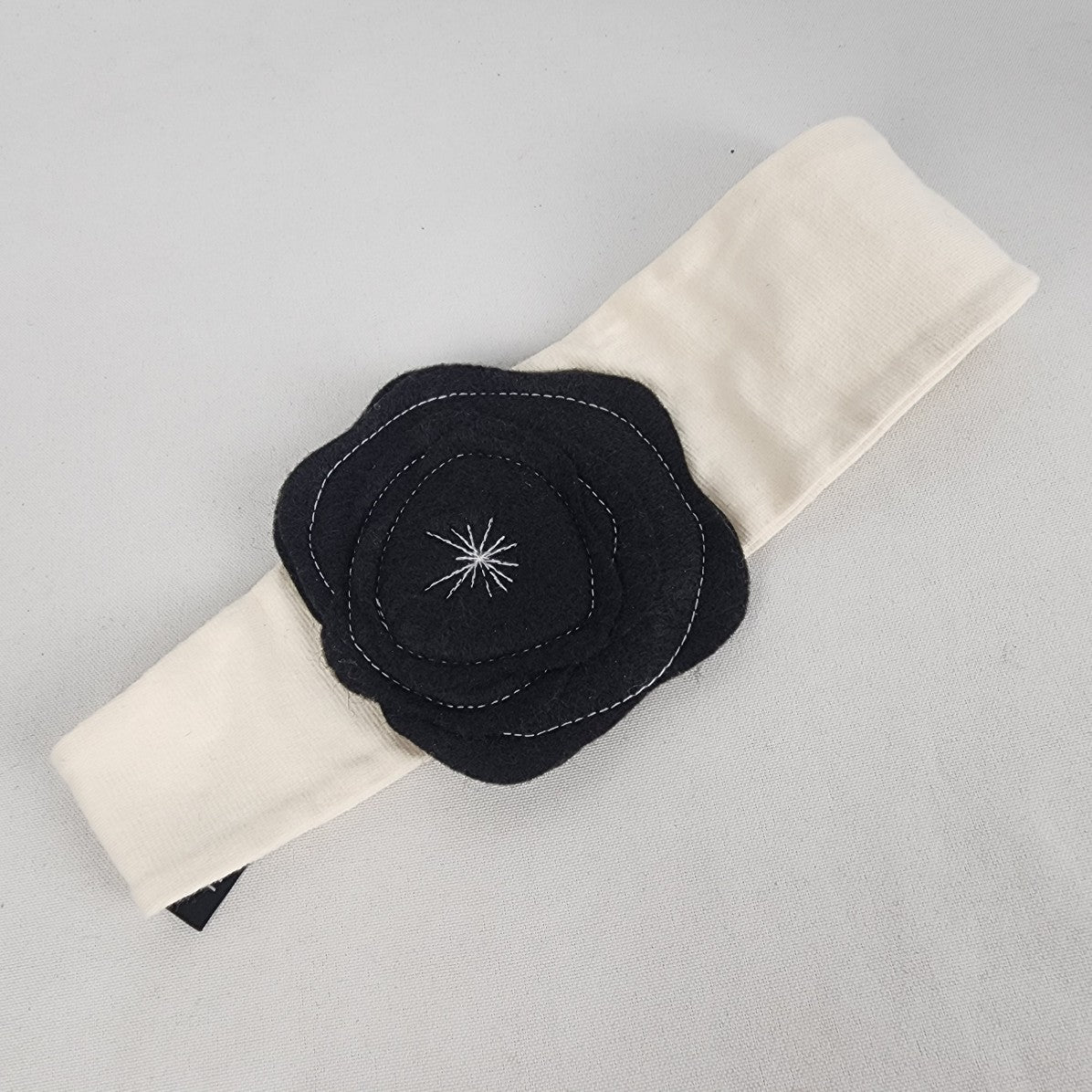 Flipside Hats White & Black Flower Headband