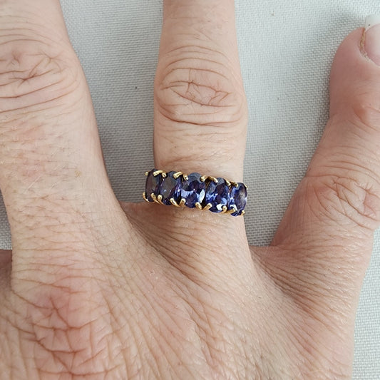 10k Yellow Gold Tanzanite Ring Size 7.25