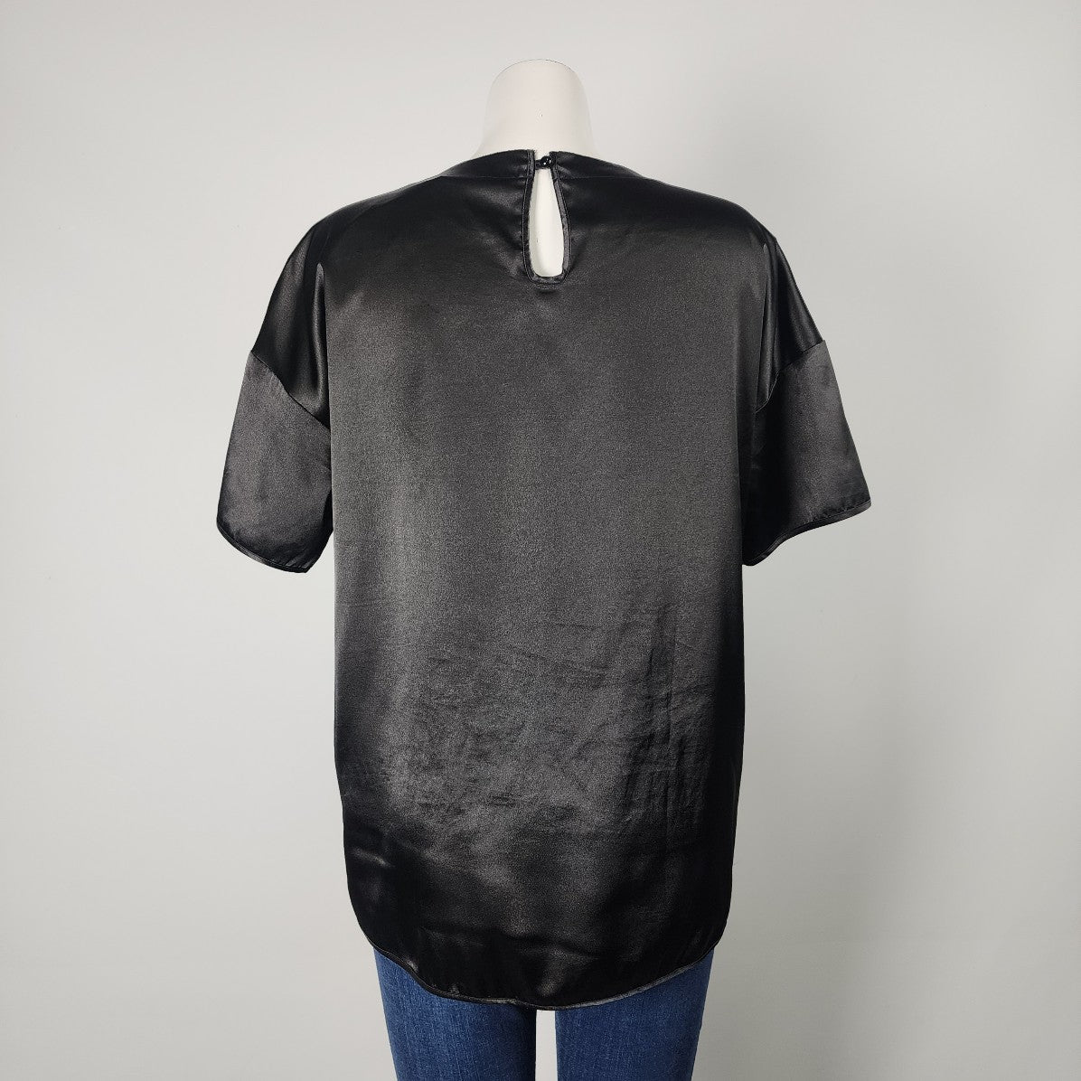 Ekouaer Black Satin Short Sleeve Top Size S