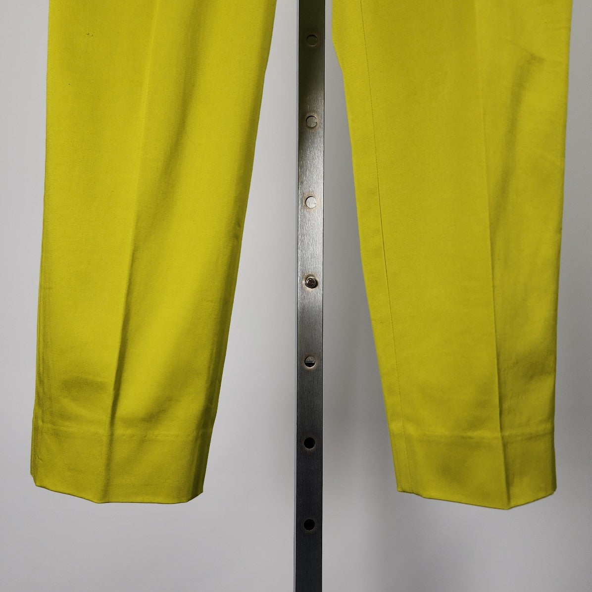 Jones New York Acid Green Cropped Dress Pants Size 2