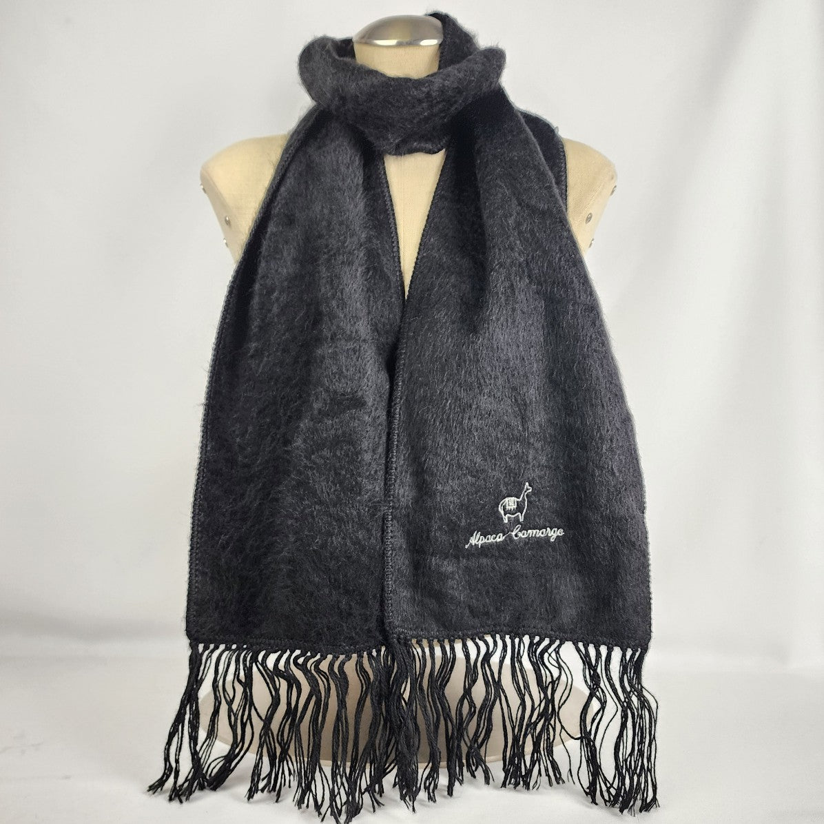 Alpaca Camargo Black Alpaca Wool Scarf - Handcrafted